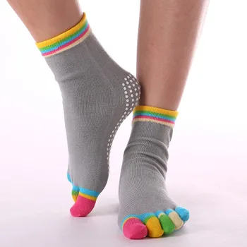 Удобни Дишащи обикновена Спортни Памучни чорапи в корейски стил, Дамски чорапи с пет пръста, Чорапи носочные изделия със средна тръба, Чорапи за йога